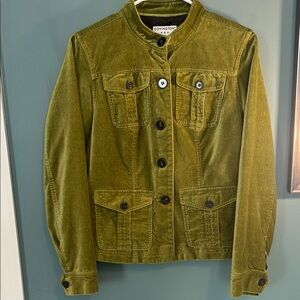 Retro vintage velvet jacket in very good condition.